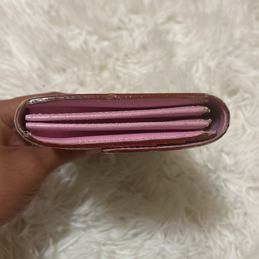 Auth. Louis Vuitton Multicolor Sarah Wallet - Picture 4 of 17